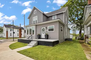 461 N Court St, Circleville, OH 43113 - Photo 1