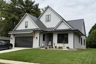320 Myrtle Dr, Westerville, OH 43081 - Photo 1