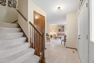 404 Knob Ave, Reynoldsburg, OH 43068 - Photo 1