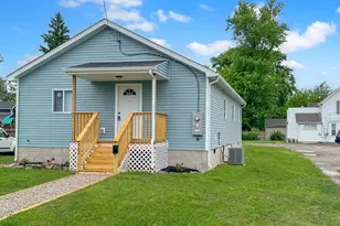 422 Silver St, Marion, OH 43302 - Photo 1
