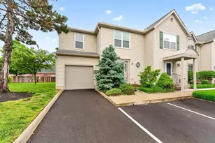 5542 Valencia Park Blvd, Hilliard, OH 43026 - Photo 1