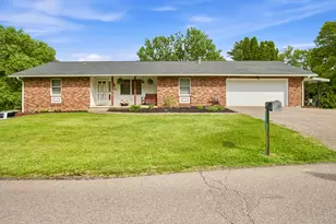 2815 Boggs Rd, Zanesville, OH 43701 - Photo 1