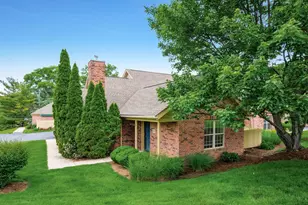 163 Collier Ridge Dr, Columbus, OH 43235 - Photo 1