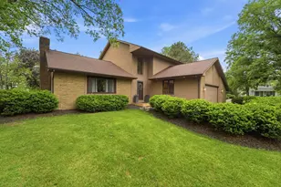 10825 Sierra Woods Cir, Plain City, OH 43064 - Photo 1