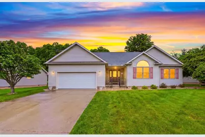 886 Golfview Drive, Chillicothe, OH 45601 - Photo 1