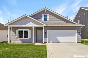 215 Vine Grv Dr, Circleville, OH 43113 - Photo 1