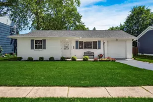 531 Deerwood Ave E, Columbus, OH 43230 - Photo 1