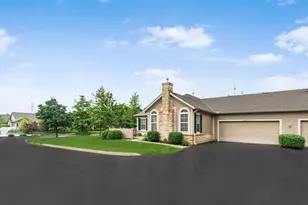 4381 Bridgeside Pl, New Albany, OH 43054 - Photo 1