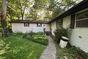 1069 Edgewood Dr, Chillicothe, OH 45601 - Photo 1