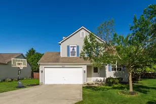 1401 Village Dr, Marysville, OH 43040 - Photo 1