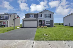 1168 Lake Forest Dr, Hebron, OH 43025 - Photo 1