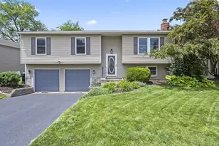 3608 Cypress Creek Dr, Columbus, OH 43228 - Photo 1