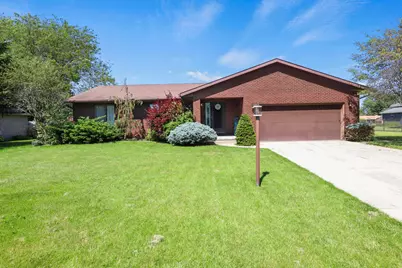 437 Garden Place, Marion, OH 43302 - Photo 1