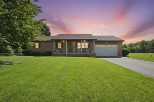 17329 Zig-Zag Dr, Circleville, OH 43113 - Photo 1