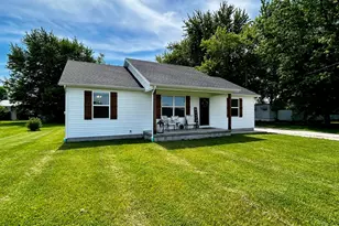 4857 Dickey Rd NE, Bloomingburg, OH 43106 - Photo 1