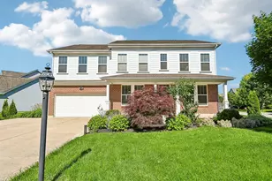 317 Blue Jacket Cir, Pickerington, OH 43147 - Photo 1