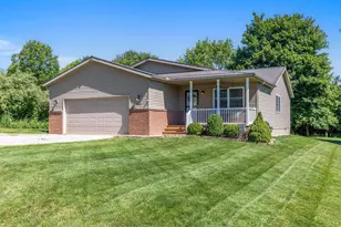 866 Winesap Dr, Howard, OH 43028 - Photo 1