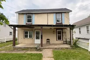 135 S Roosevelt Ave, Lancaster, OH 43130 - Photo 1