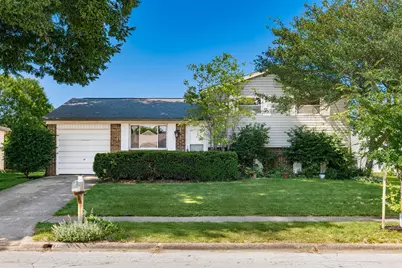 2076 Queensbridge Drive, Columbus, OH 43235 - Photo 1