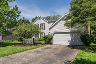 488 Green Meadows Dr W, Powell, OH 43065 - Photo 1