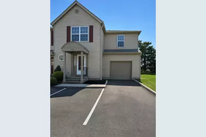 5597 Valencia Park Boulevard #11E, Hilliard, OH 43026 - Photo 1