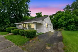 231 N George St, Lancaster, OH 43130 - Photo 1