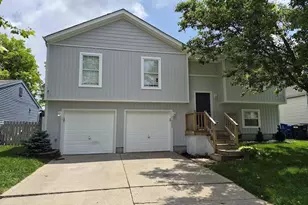 1402 Pine Wild Dr, Columbus, OH 43223 - Photo 1