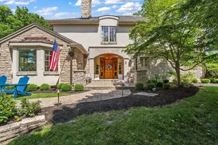 2908 S Dorchester Rd, Columbus, OH 43221 - Photo 1