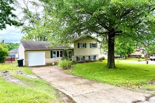 1290 Nelson Dr, Chillicothe, OH 45601 - Photo 1