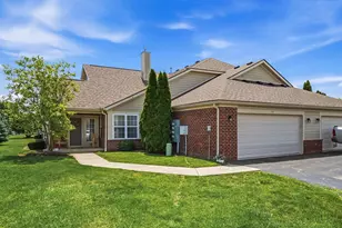 27 Greenhedge Cir, Delaware, OH 43015 - Photo 1