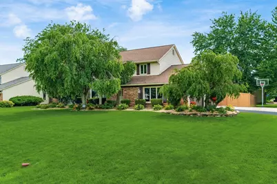 10224 Fairfax Drive, Pickerington, OH 43147 - Photo 1