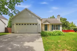 1600 Valley Dr, Marysville, OH 43040 - Photo 1