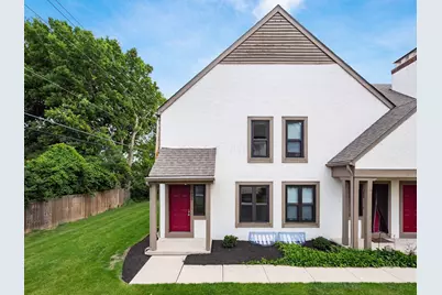 424 Edinburgh Road, Dublin, OH 43017 - Photo 1