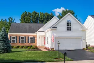 247 Chasely Cir, Powell, OH 43065 - Photo 1