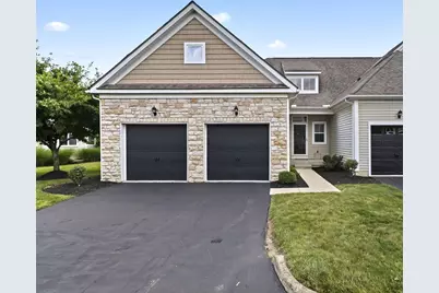 4645 Community Way #35, Hilliard, OH 43026 - Photo 1