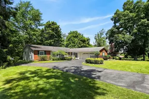 1323 Howell Dr, Newark, OH 43055 - Photo 1