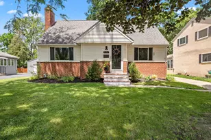 536 E Weisheimer Rd, Columbus, OH 43214 - Photo 1