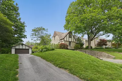 2050 Upper Chelsea Road, Columbus, OH 43221 - Photo 1
