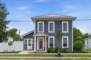 44 S Hartford Ave, Centerburg, OH 43011 - Photo 1