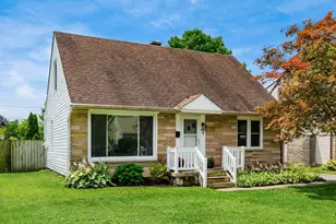 1089 E Dunedin Rd, Columbus, OH 43224 - Photo 1