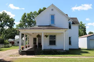704 W Sugar St, Mount Vernon, OH 43050 - Photo 1