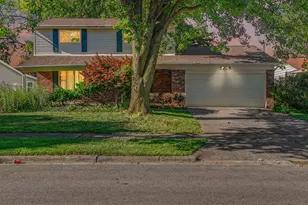 2229 Waldorf Rd, Columbus, OH 43229 - Photo 1