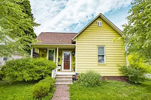 53 N Hampton St, West Jefferson, OH 43162 - Photo 1
