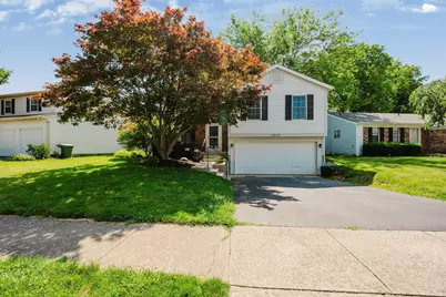 5570 Shannon Heights Boulevard, Dublin, OH 43016 - Photo 1