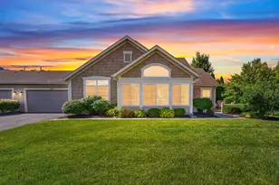 5167 Hayden Woods Ln, Hilliard, OH 43026 - Photo 1
