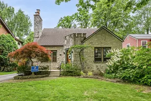 35 Brevoort Rd, Columbus, OH 43214 - Photo 1