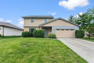 2386 Parkview Dr, Grove City, OH 43123 - Photo 1