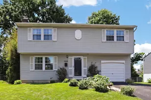 2991 Fleet Rd, Columbus, OH 43232 - Photo 1