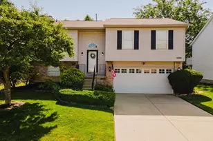 1390 Wild Oats Dr, Columbus, OH 43204 - Photo 1