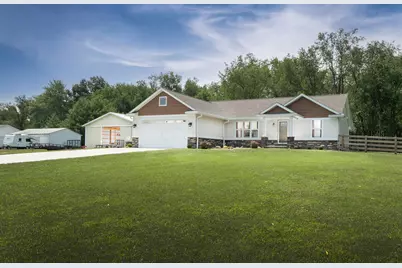 22686 Deal Road, Gambier, OH 43022 - Photo 1